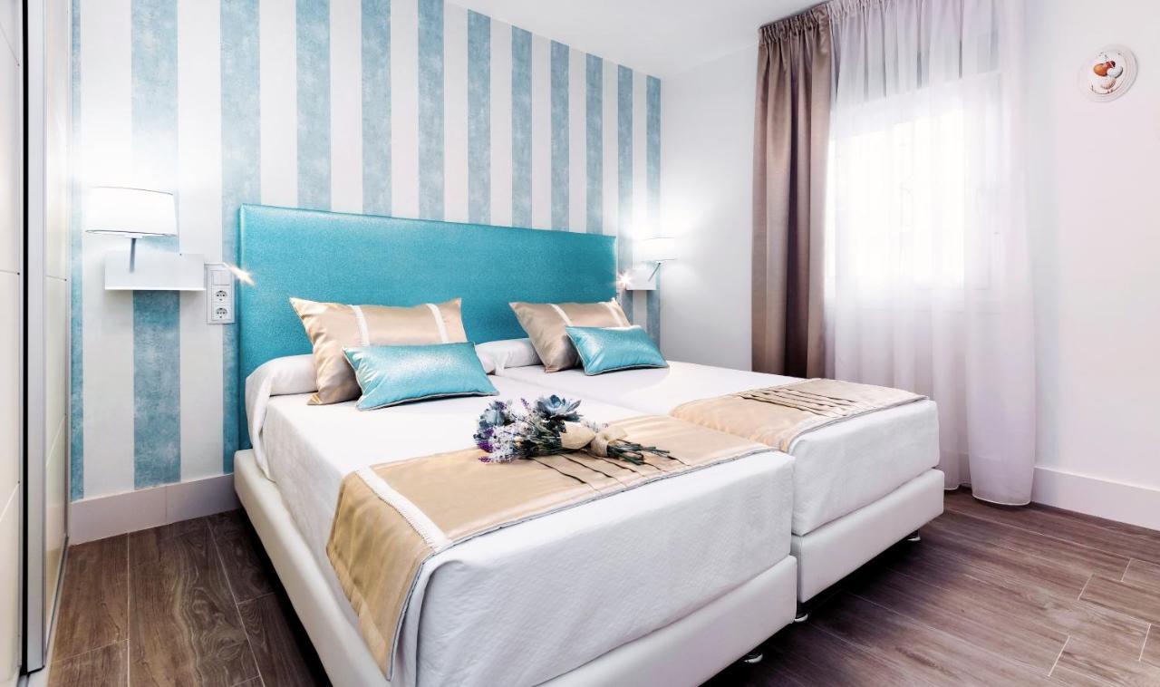 Apartamentos Perla Marina ネルハ エクステリア 写真