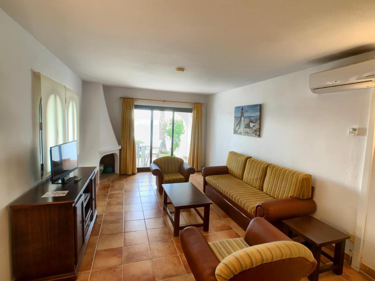 Apartamentos Perla Marina ネルハ エクステリア 写真
