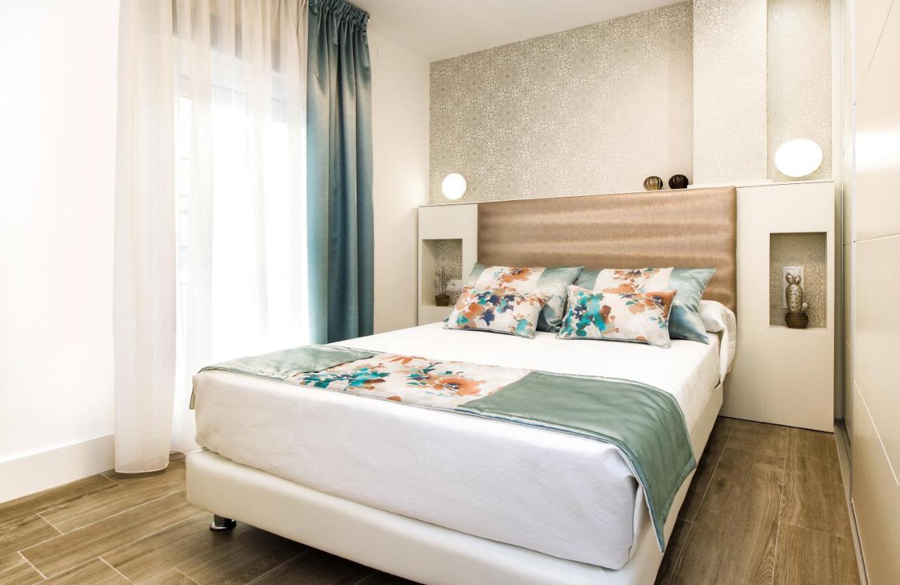 Apartamentos Perla Marina ネルハ エクステリア 写真
