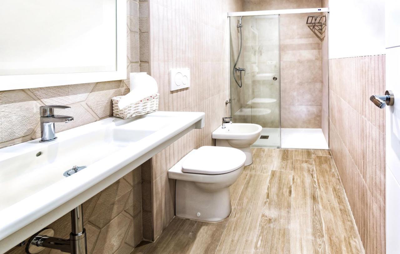 Apartamentos Perla Marina ネルハ エクステリア 写真