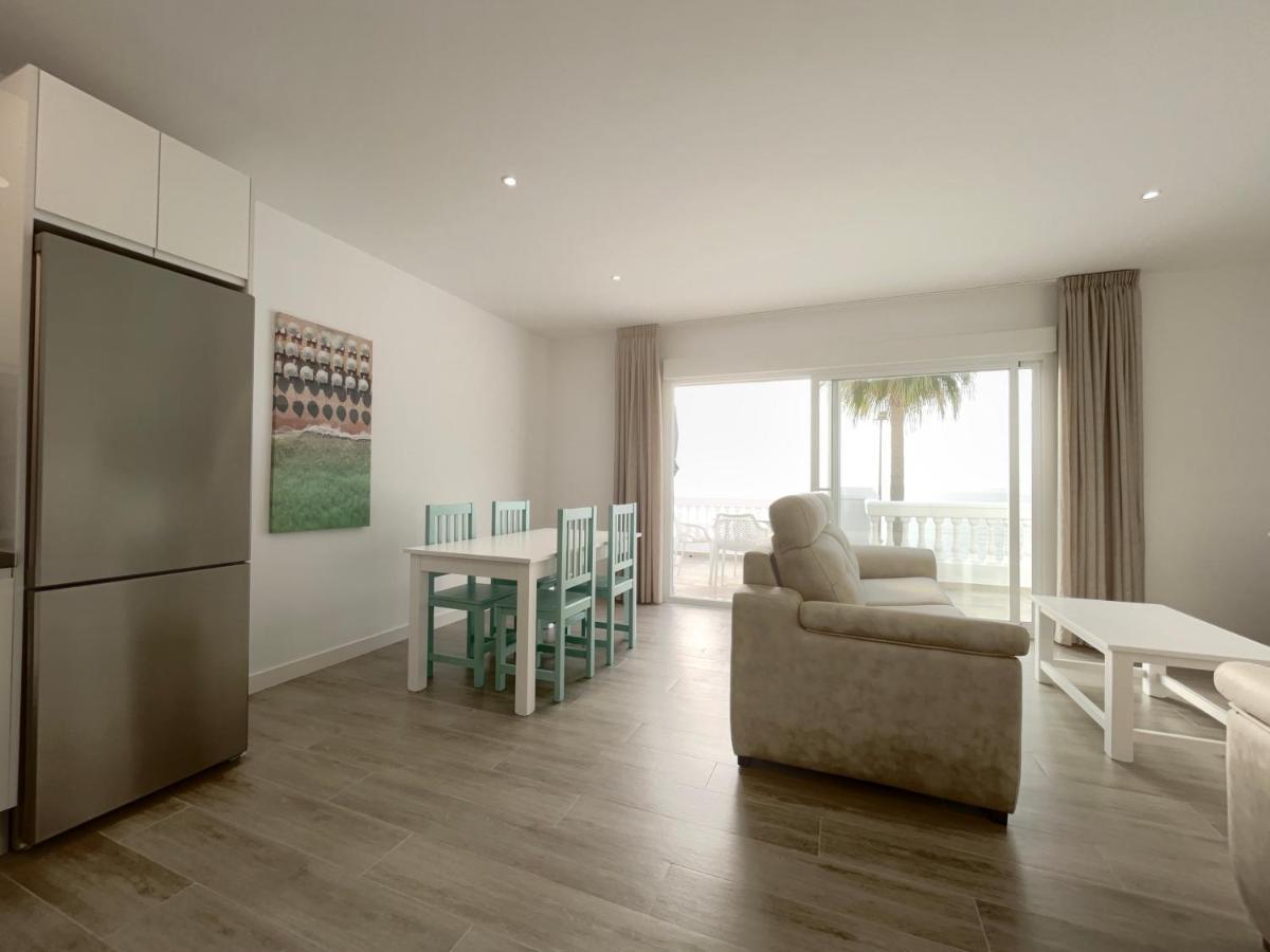 Apartamentos Perla Marina ネルハ エクステリア 写真