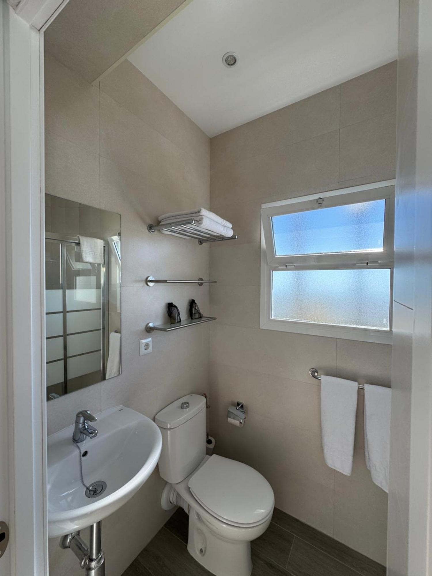 Apartamentos Perla Marina ネルハ エクステリア 写真